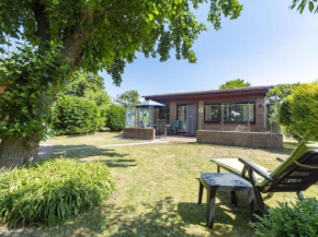 Cozy bungalow with garden